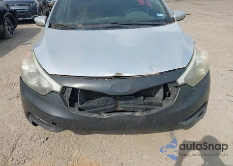 2015 Kia Forte Lx z USA, uszkodzony, nr VIN KNAFK4A67F5429255